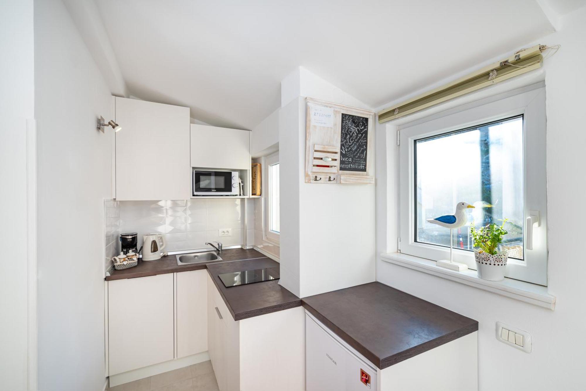 Mediterranean Terrace Apartment With Bikes & Sup 스크라딘 외부 사진